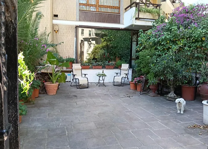Acomodação com café da manhã  Casaflavio Roma
